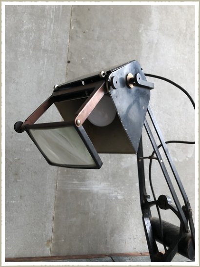 Horstmann Pluslite lamp industrial workshop