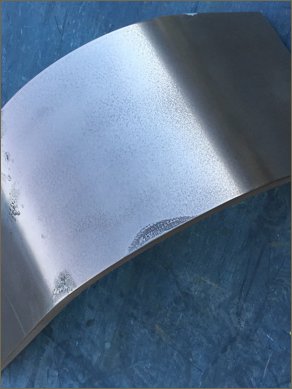 curved bronze panel kitchen