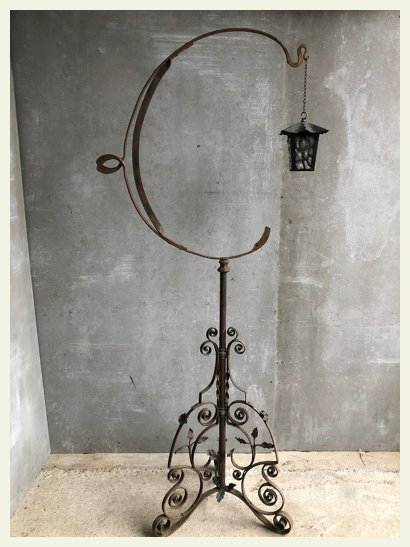 Cresent Moon floor Lamp