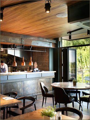navigation inn brass bar