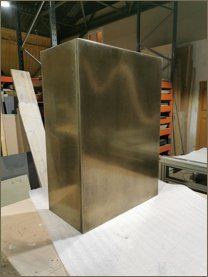 brass extractor box
