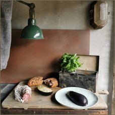 copper front on splashback